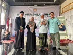 Edukasi Anti-Perundungan, Ponpes Dar El Fikr Bedah Buku “Bisikan Daun Jatuh” Bersama IPNU Depok