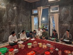 Mohon Keselamatan, Santri Laki-Laki Ponpes Dar el Fikr Gelar Pembacaan Yasin Fadhilah dan Sholawat Ahin